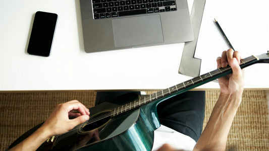 Songwriting Essentials: Crafting Emotion with Lyrics for a Song!